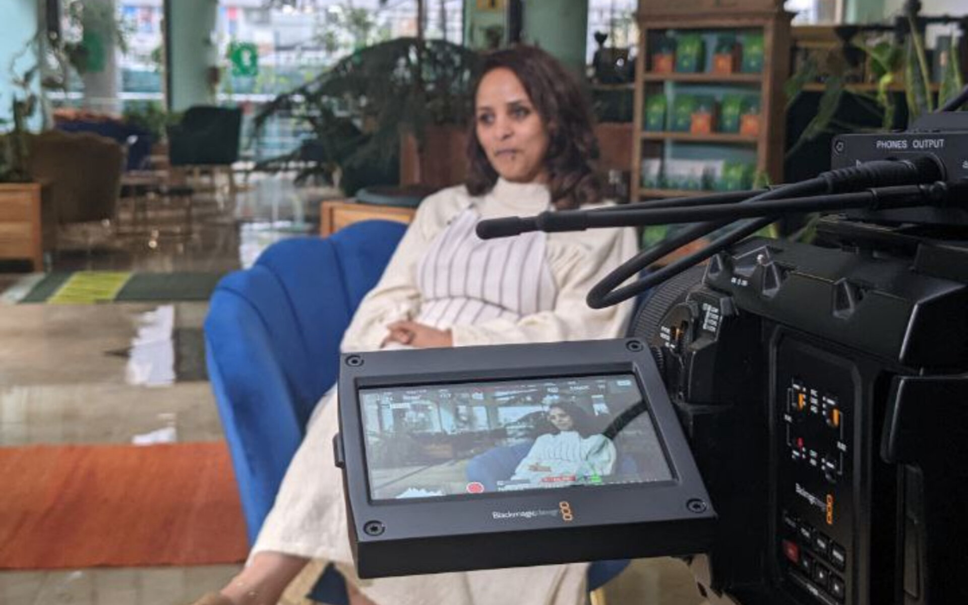 NaNaS Advertising production crew filming an on-camera interview